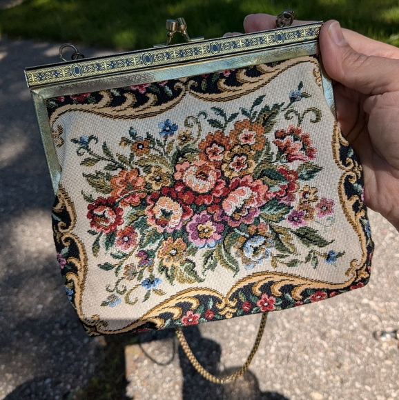 Floral Tapestry Handbag, Vintage!!! - Picture 1 of 4